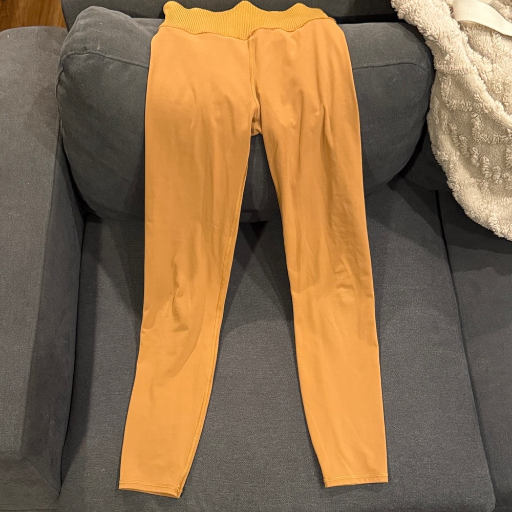 Vuori Black High-Rise Performance Leggings